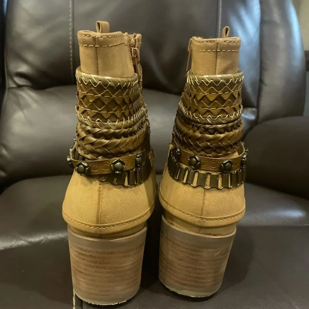 Carlos Santana ladies boots - Picture 5 of 9